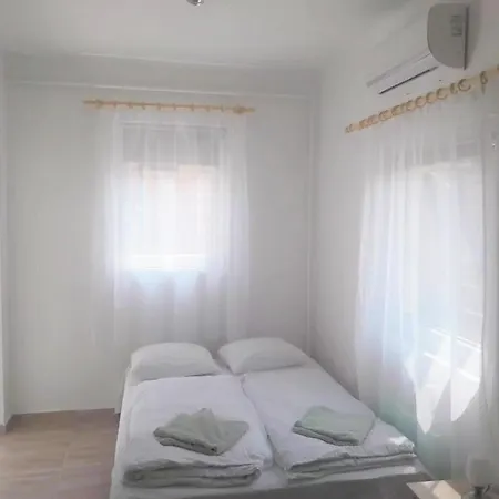 In 40999 Διαμέρισμα